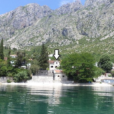 Holiday Home Ametist Kotor Szoba fotó