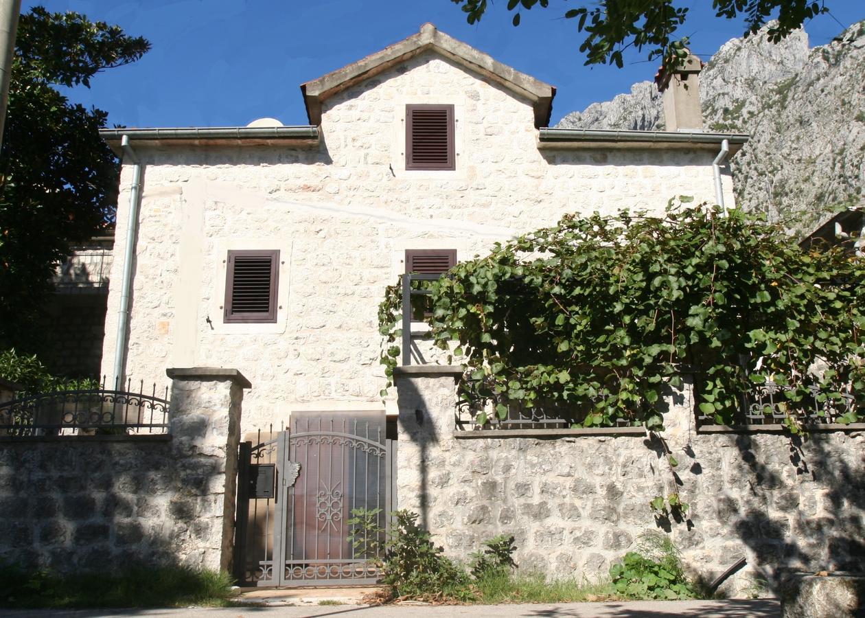 Holiday Home Ametist Kotor Kültér fotó